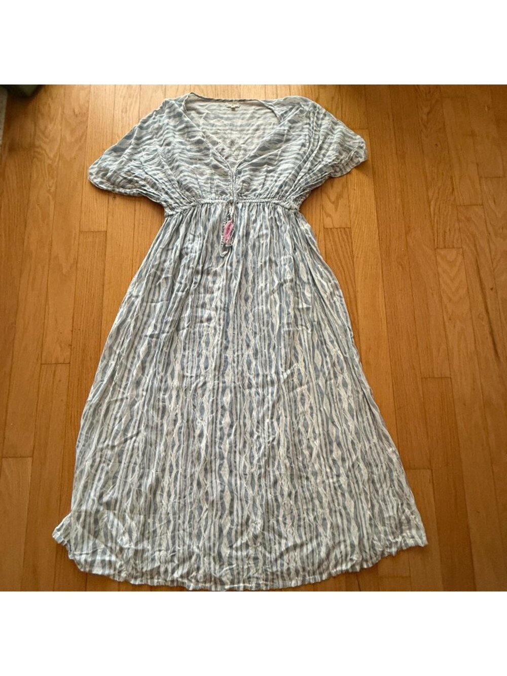 World Market Women's L/XLBlue White Boho Wavy Striped Maxi Kimono Sleeve Dress
